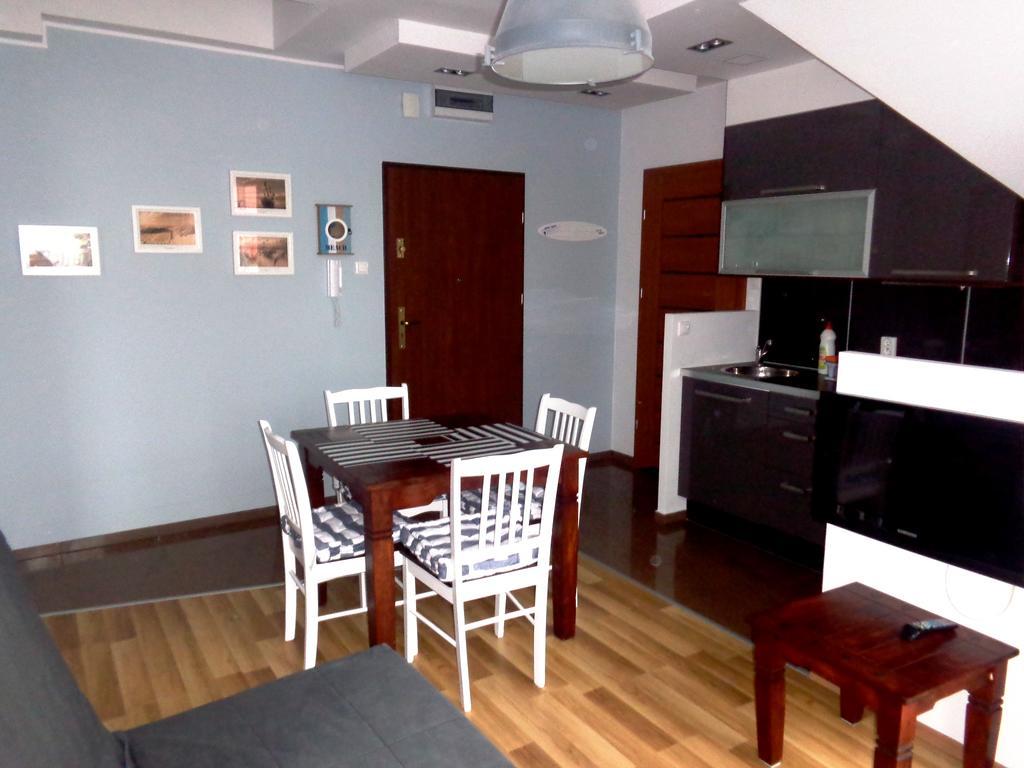 Apartament Lisi Jar Jastrzębia Góra Exterior foto